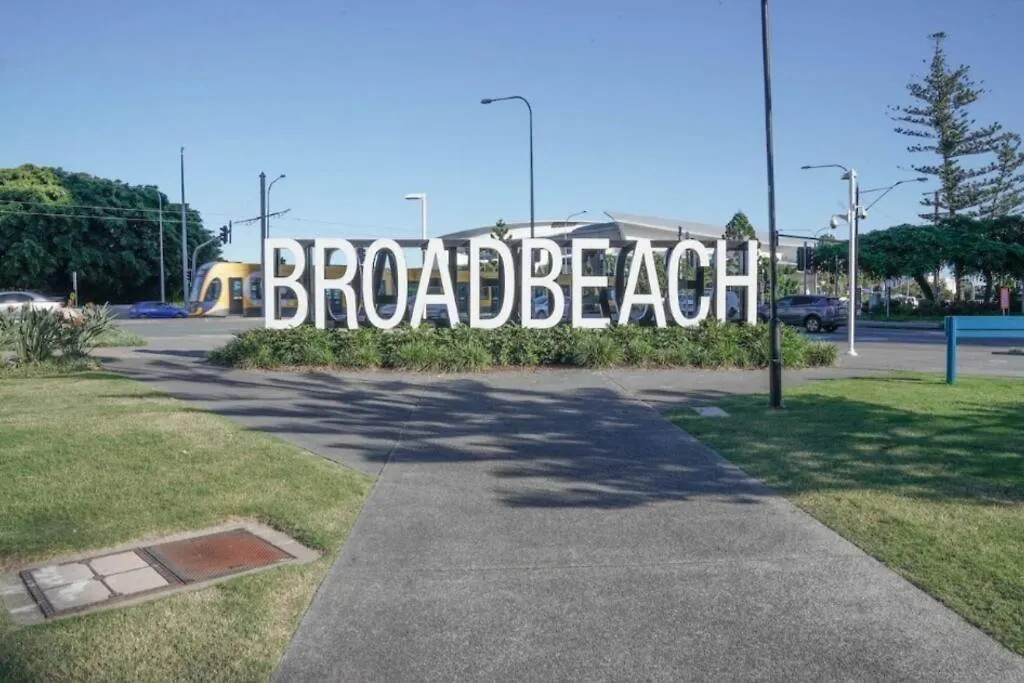 Central 1B Apartment In The Heart Of Broadbeach! Gold Coast