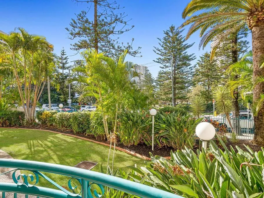 Central 1B Apartment In The Heart Of Broadbeach! Gold Coast Australia